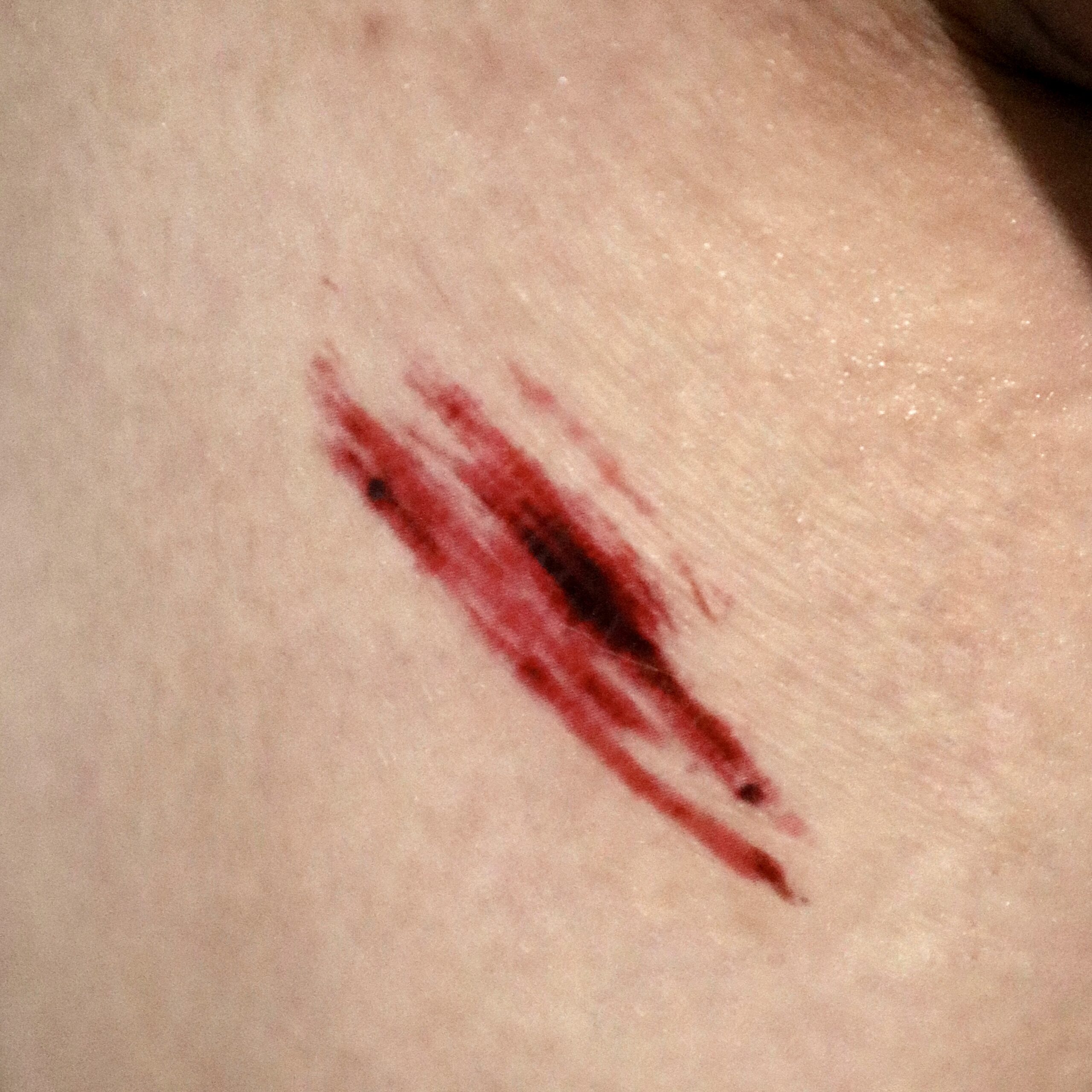 Bloodied Scratches Temporary Tattoo โ SFX Wound Effect - Image 2