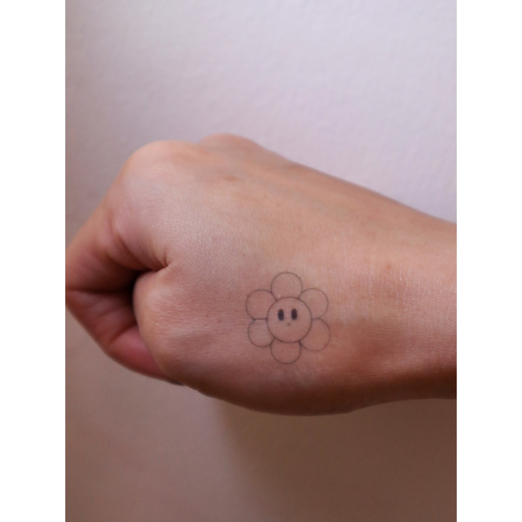 Smiling Flower Floral Temporary Tattoo