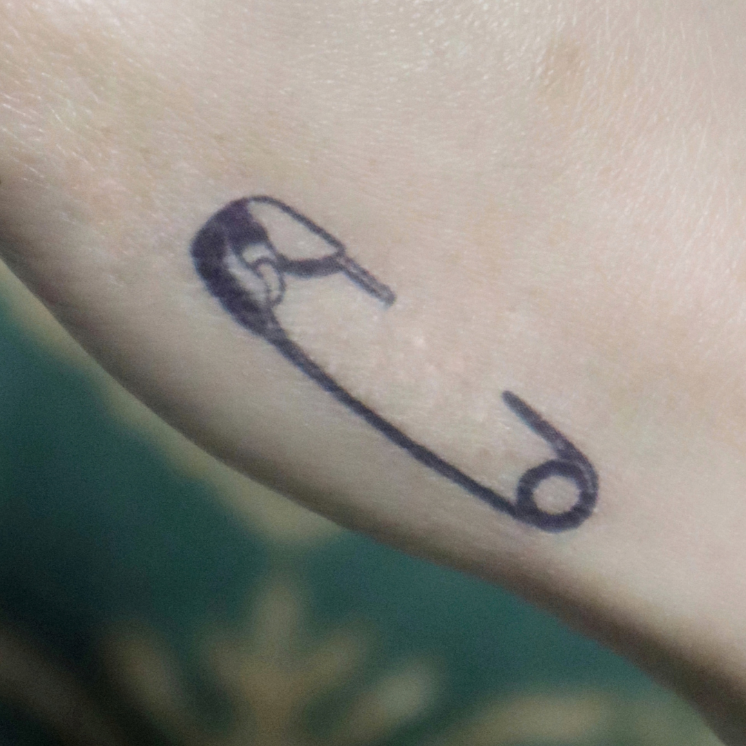 Closed Safety Pin Temporary Tattoo - Image 2